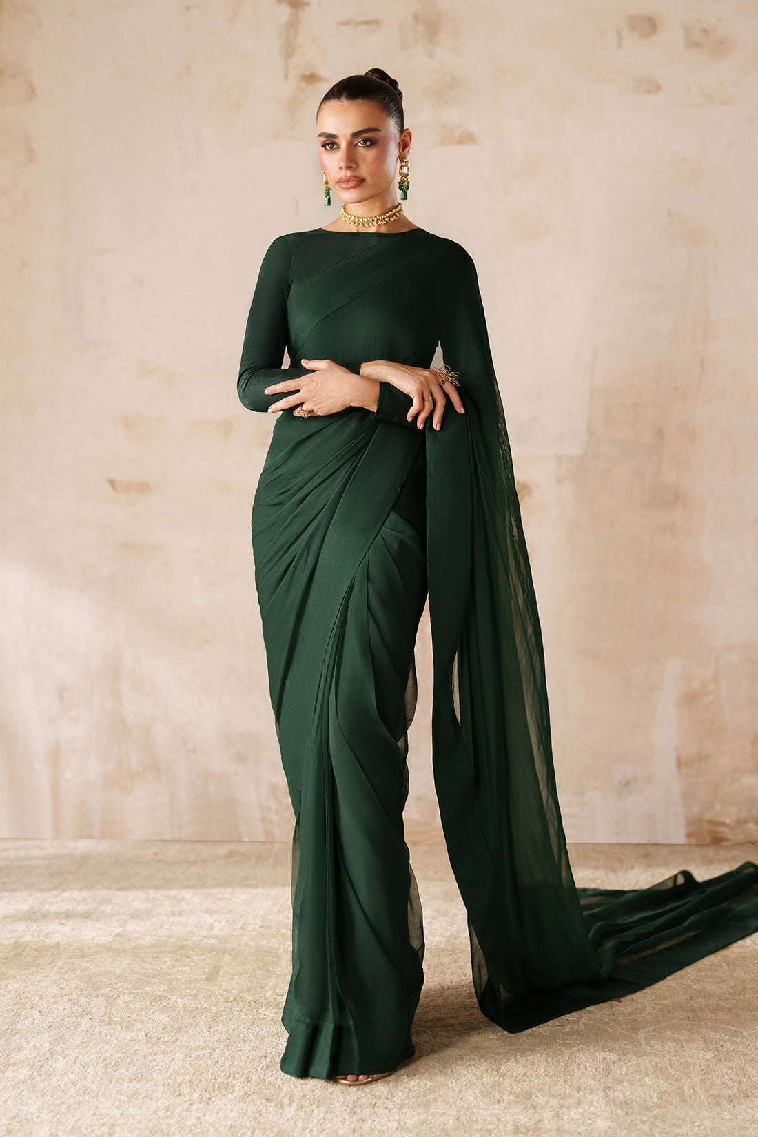 Fashion Must-Haves for Women in Pakistan
