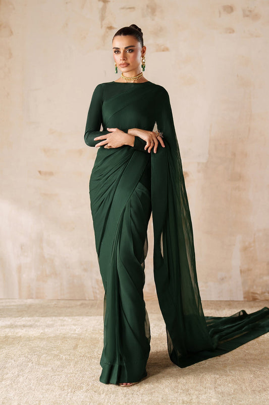 Fashion Must-Haves for Women in Pakistan