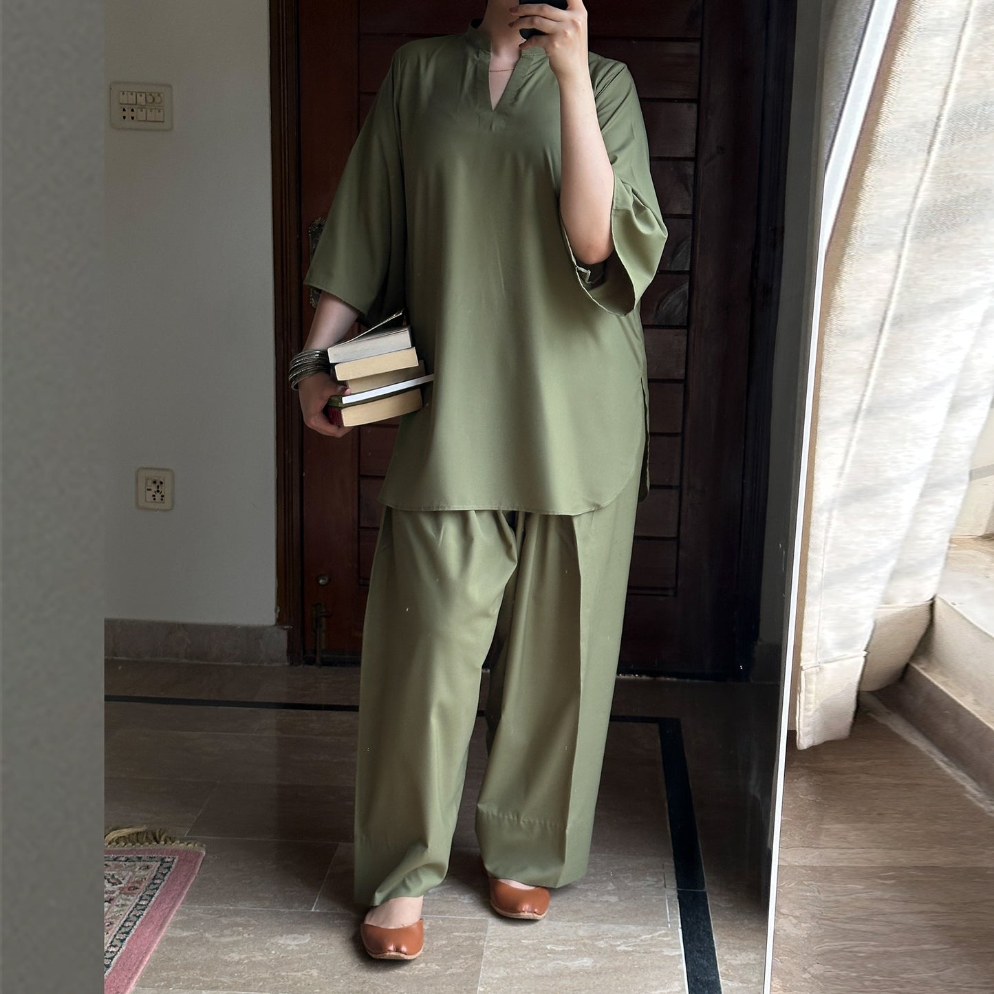 ET-OLIVE-48