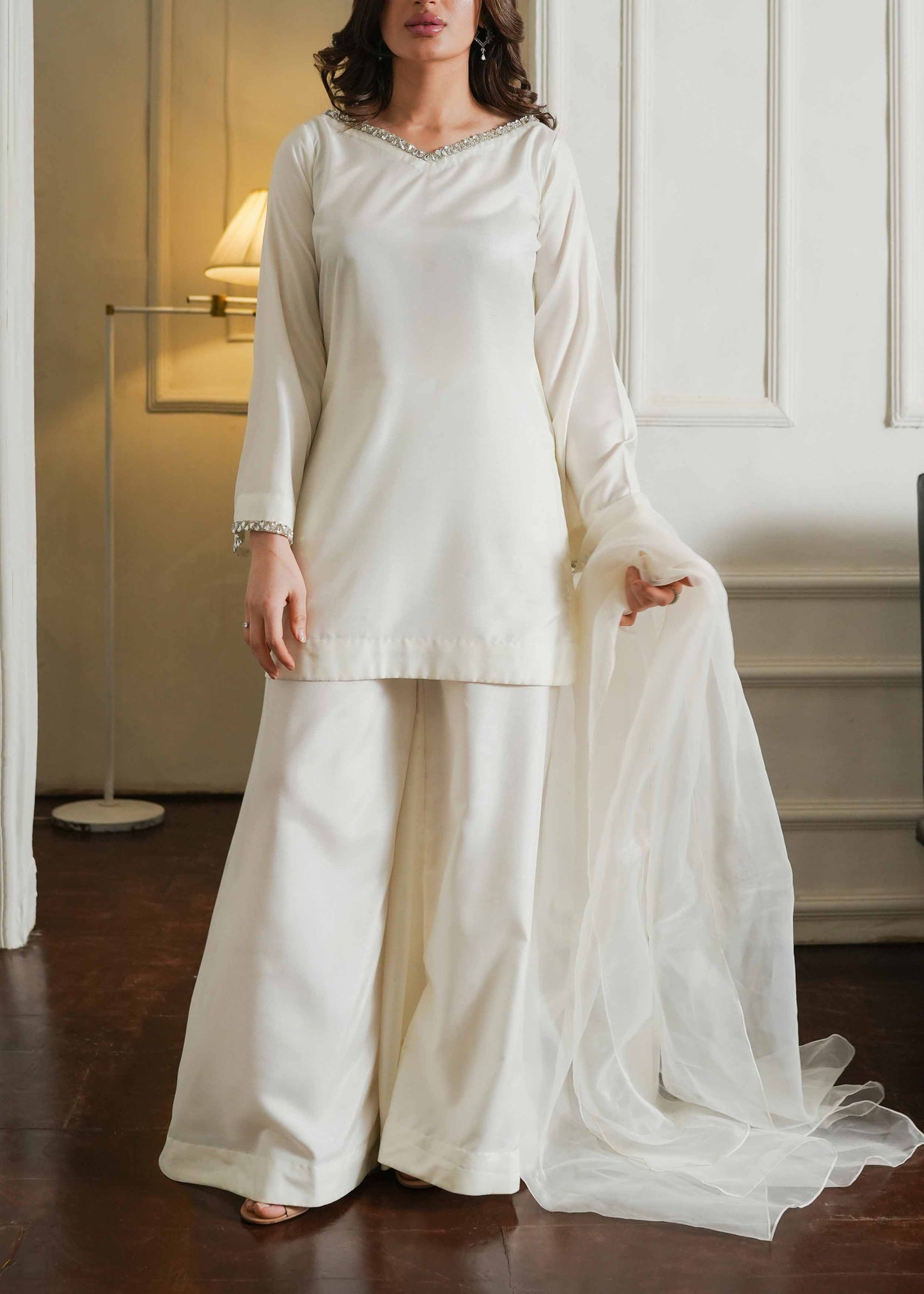 ET-SARWAT-44 50% FLAT SALE!!!