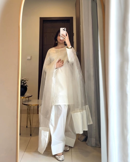 ET FARSHI WHITE 60% off Flat!!!