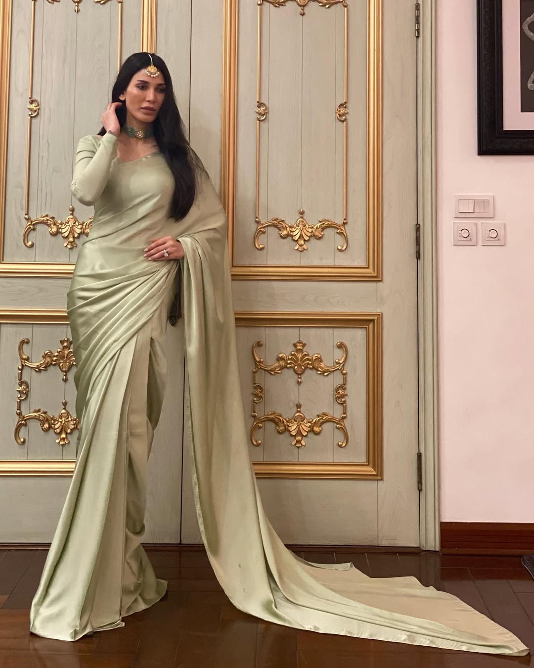 ET-PISTACHIO-SAREE