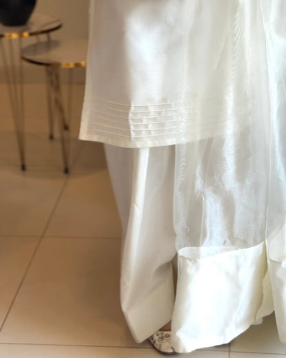 ET FARSHI WHITE 60% off Flat!!!