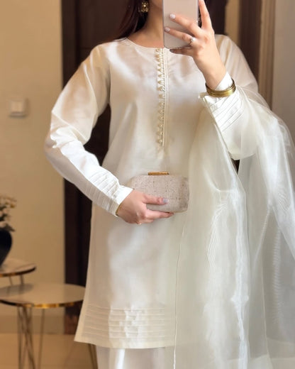 ET FARSHI WHITE 60% off Flat!!!